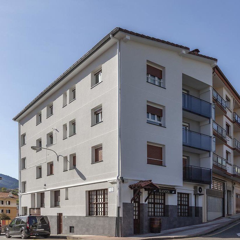 Rehabilitación de fachada - Geltoki 2, Urnieta